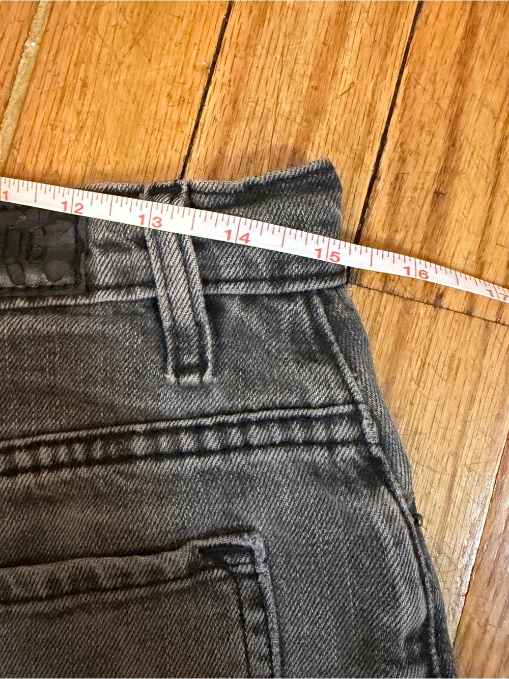 BLACK DENIM SHORTS - Picture 4 of 5
